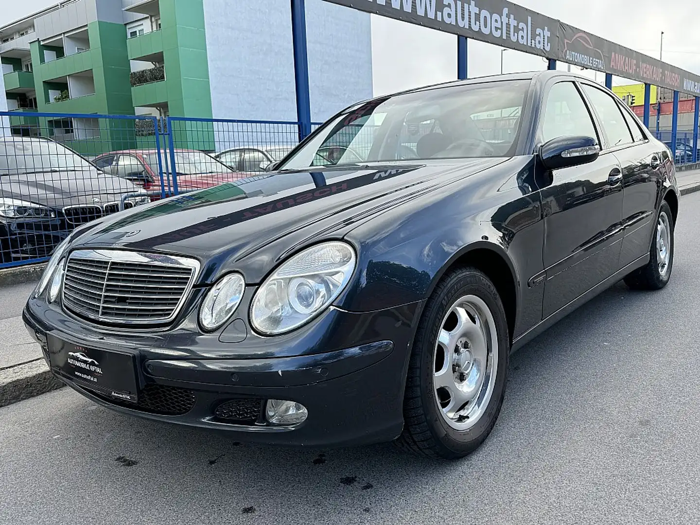 Mercedes-Benz E 200 Classic CDI *PICKERL-NEU*KREDIT*1.HAND* Grey - 1