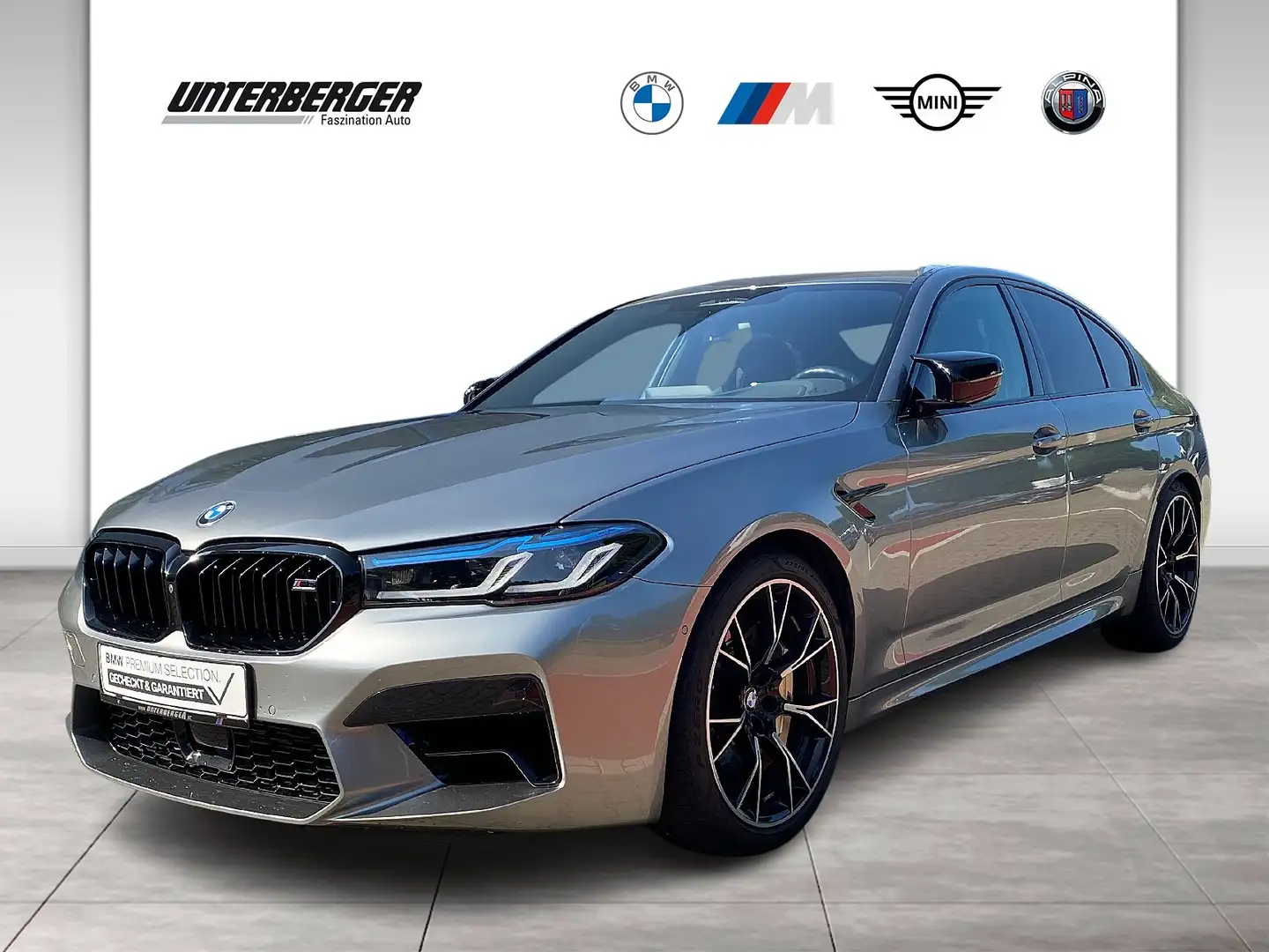 BMW M5 Limousine Carbon Bremse, AHK, Lenkradheiz. Gris - 1