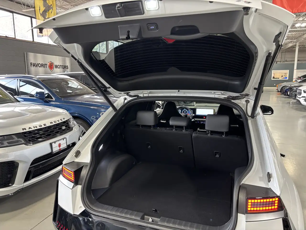 Hyundai IONIQ 5 photo Hyundai IONIQ 5