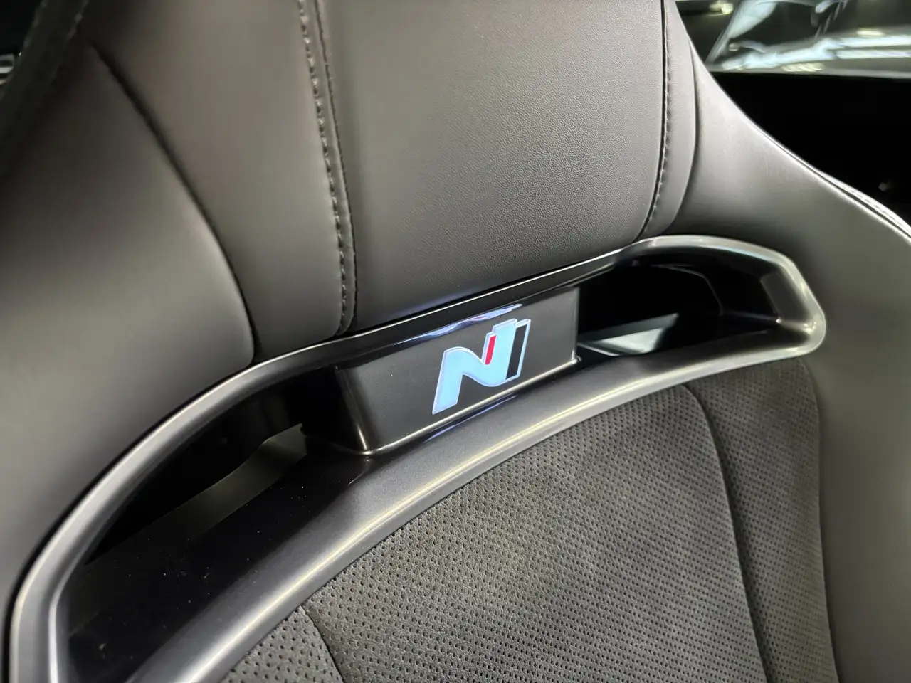 Hyundai IONIQ 5 photo Hyundai IONIQ 5