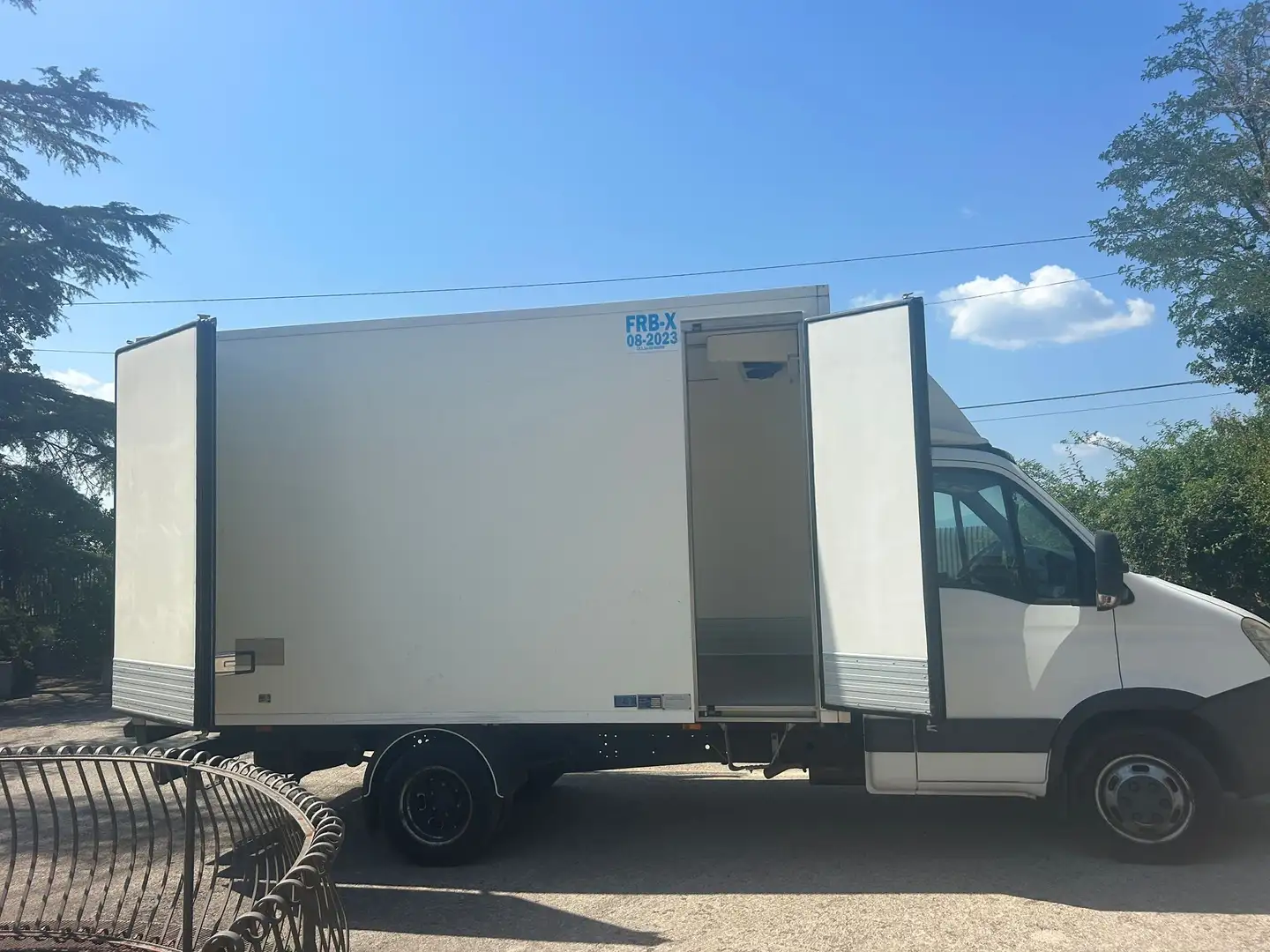 Iveco Daily Weiß - 2