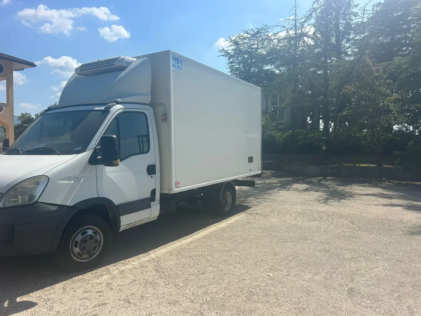 Iveco Daily Weiß - 1