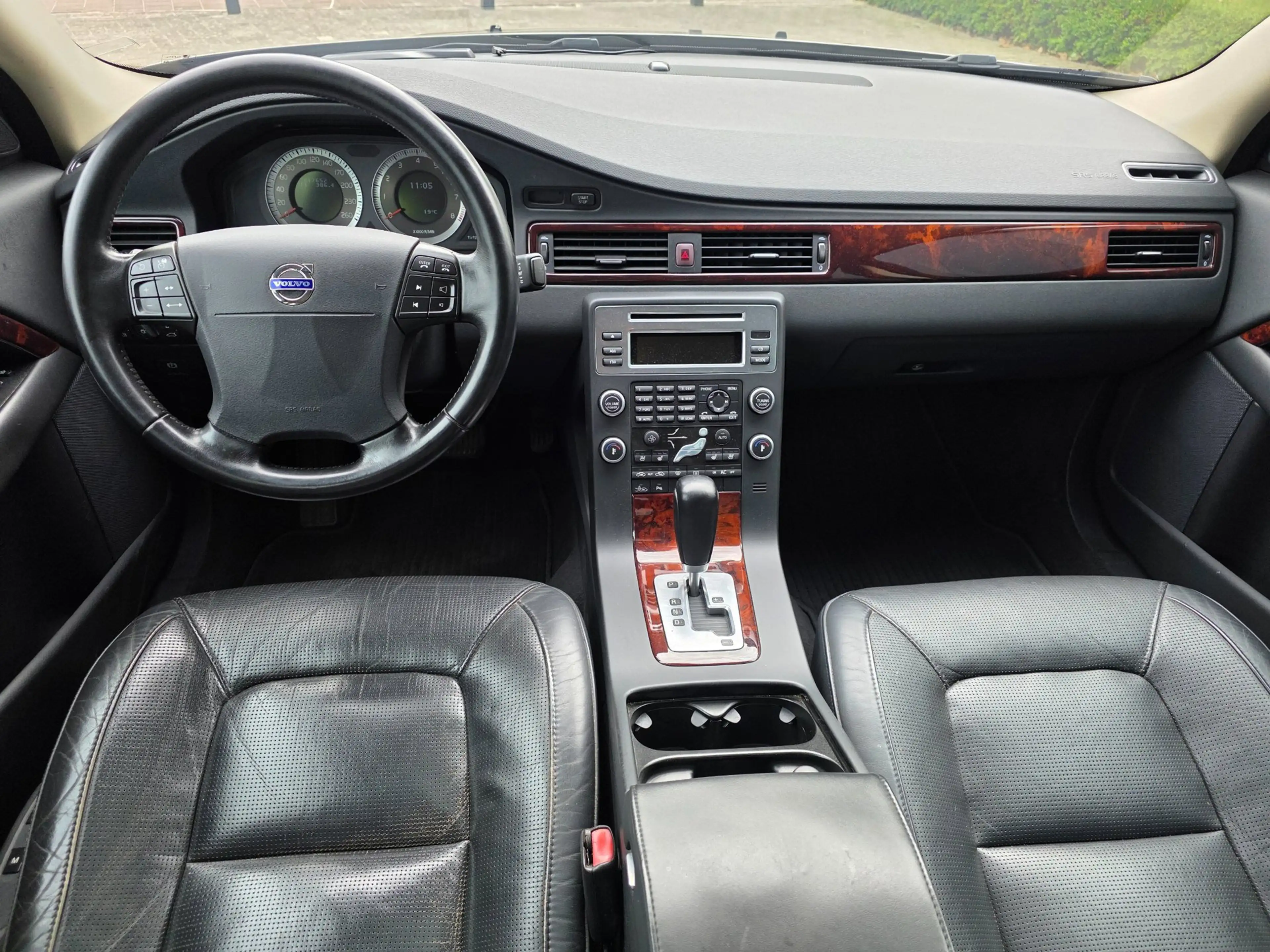 Volvo S80 4.4 AWD Summum, netto € 14.900, bijtelvriendelijk! — photo 4
