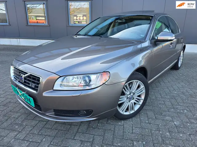 Volvo S80 4.4 AWD Summum, TOP STAAT en uitvoering!! netto €