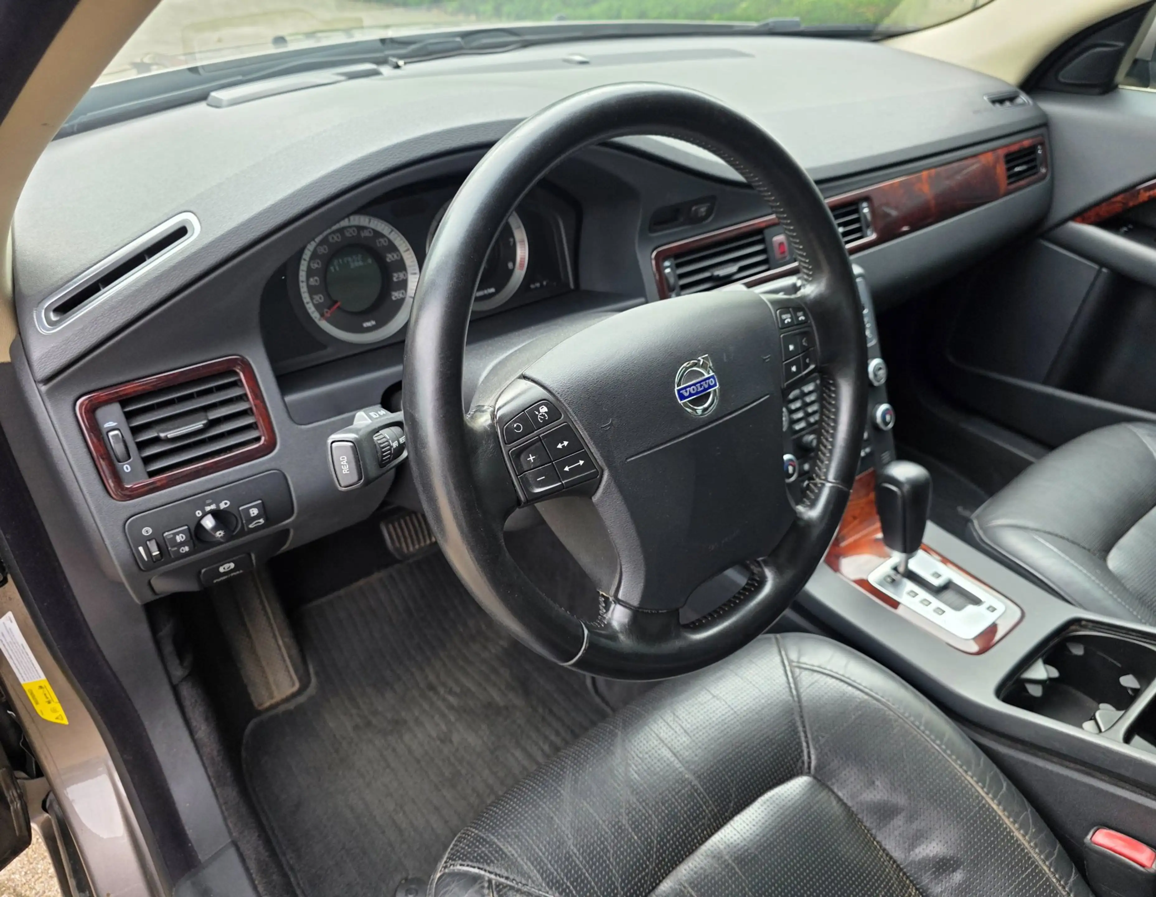 Volvo S80 4.4 AWD Summum, netto € 14.900, bijtelvriendelijk! — photo 6