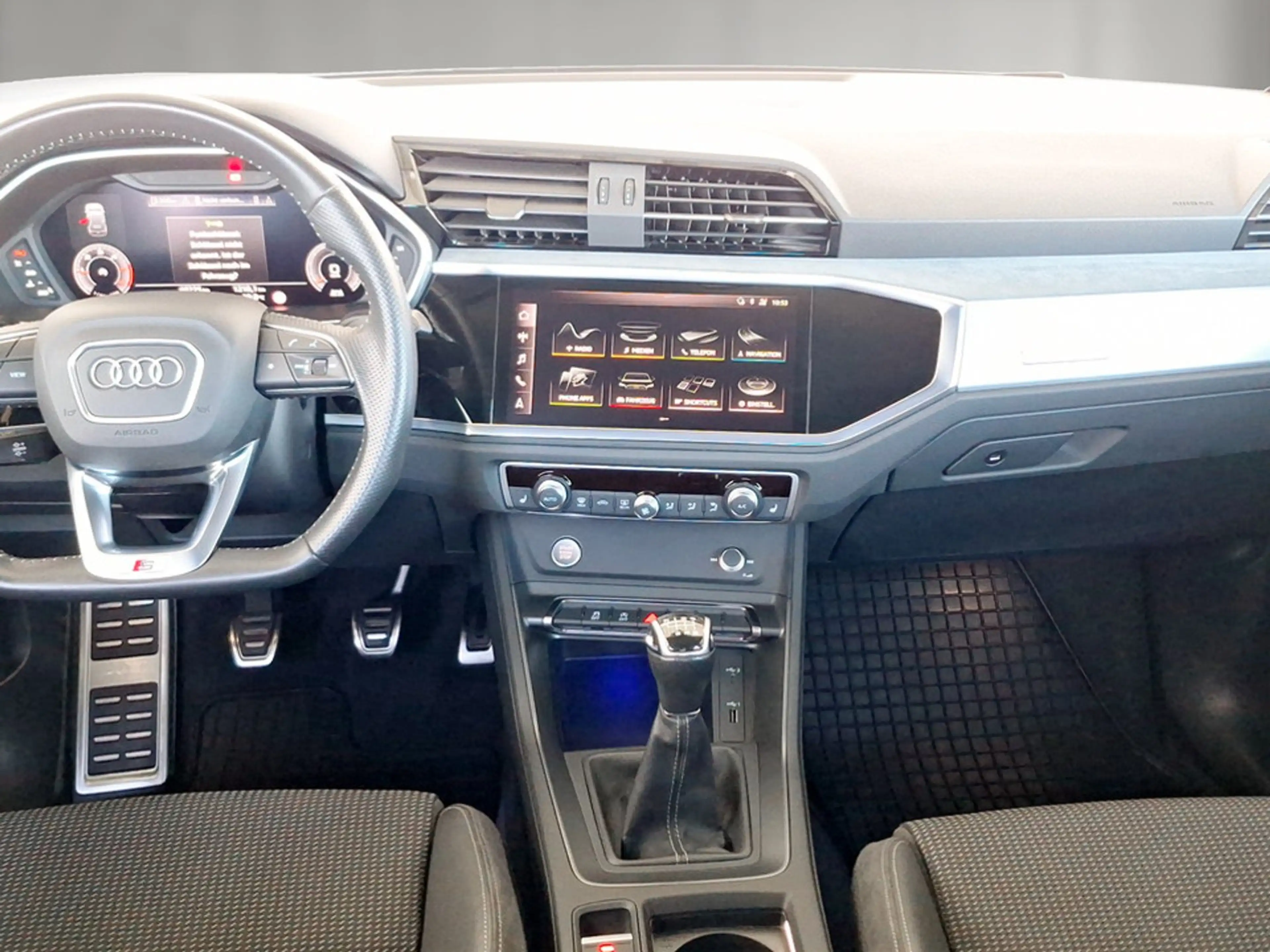 Audi Q3 35 TDI quattro S line exterieur — photo 10