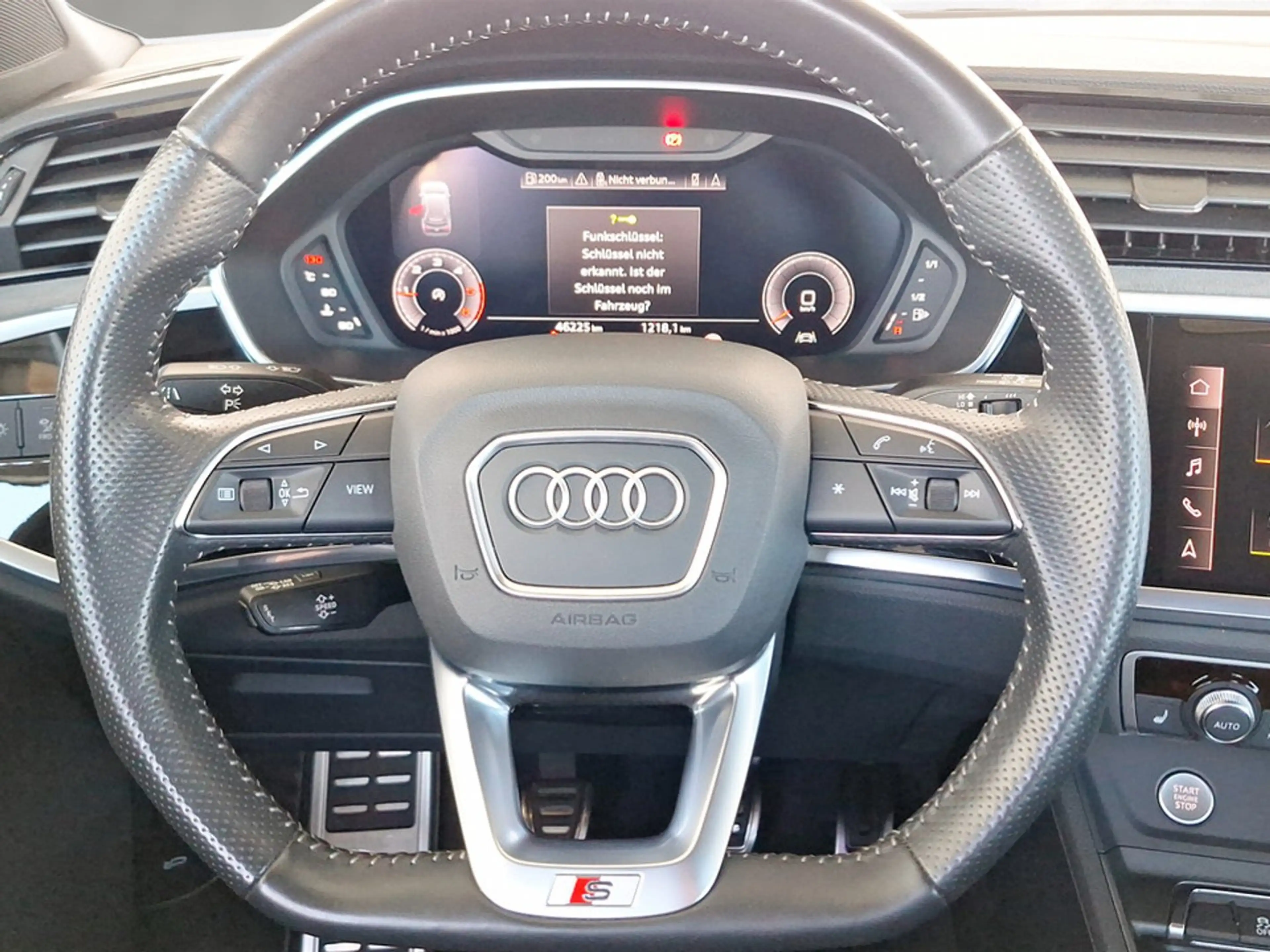 Audi Q3 35 TDI quattro S line exterieur — photo 8