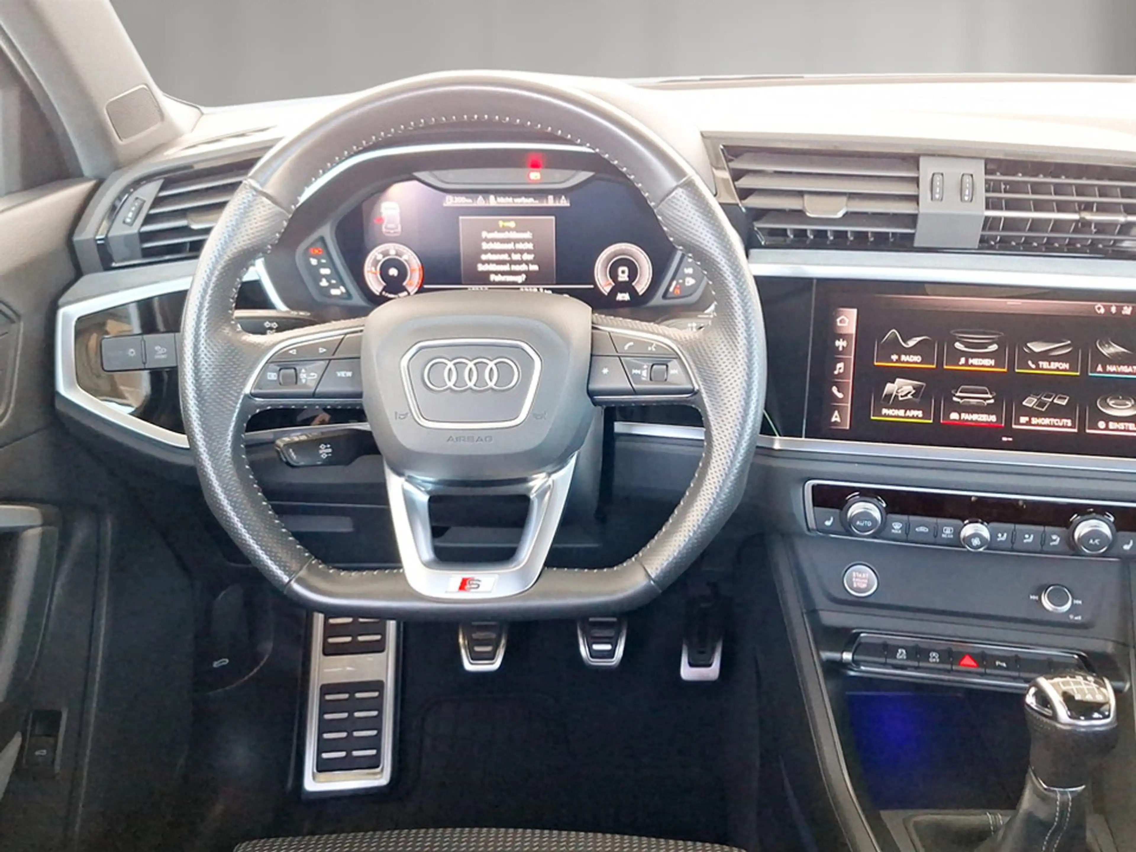 Audi Q3 35 TDI quattro S line exterieur — photo 9