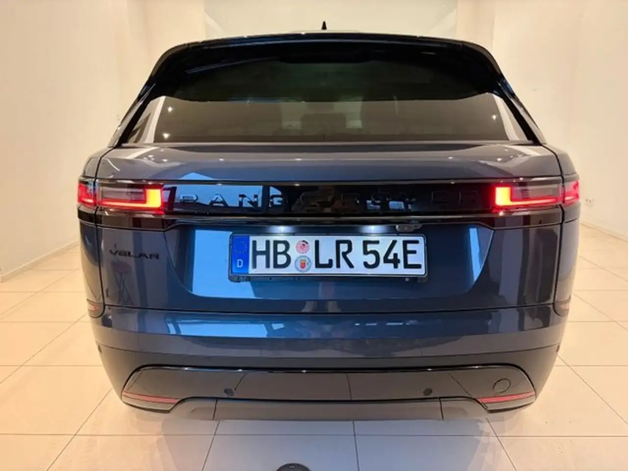 Land Rover Range Rover Velar 2026 — фото 13