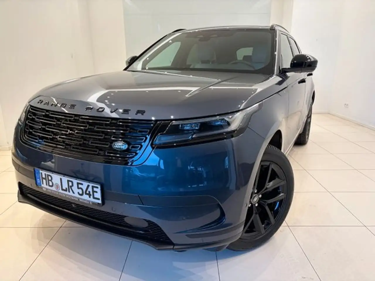 Land Rover Range Rover Velar 2026