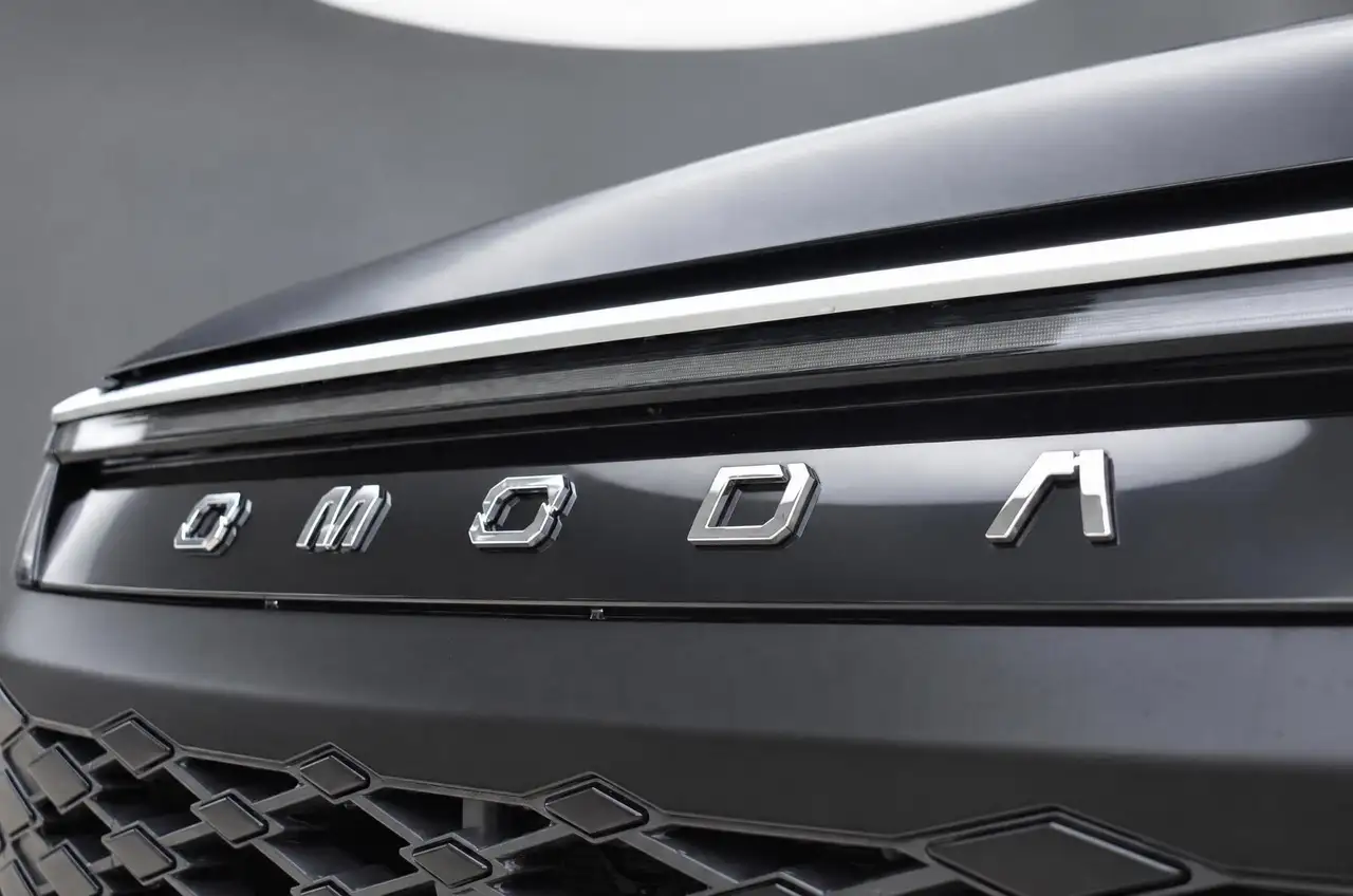 OMODA 9