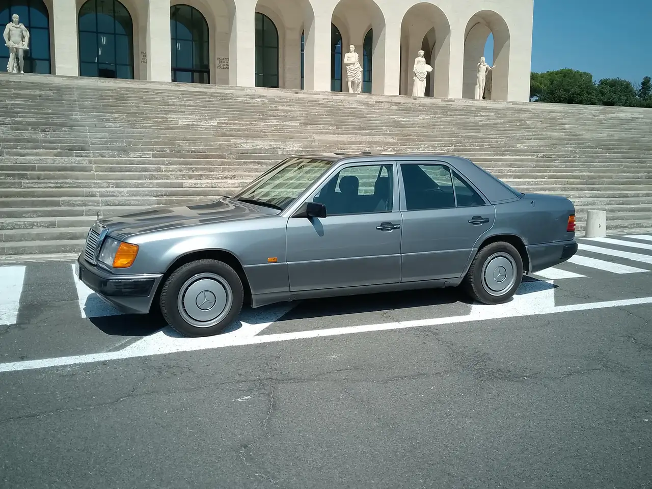 Mercedes-Benz E 200 E (124) 200 E, foto 6