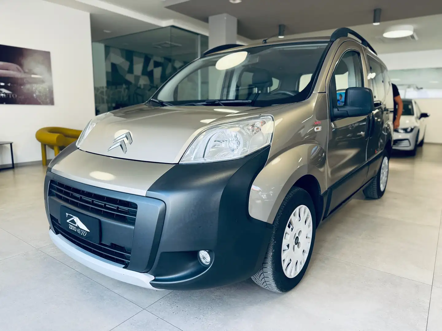Citroen Nemo 1.3 hdi m-space Xtr Theatre Beige - 1
