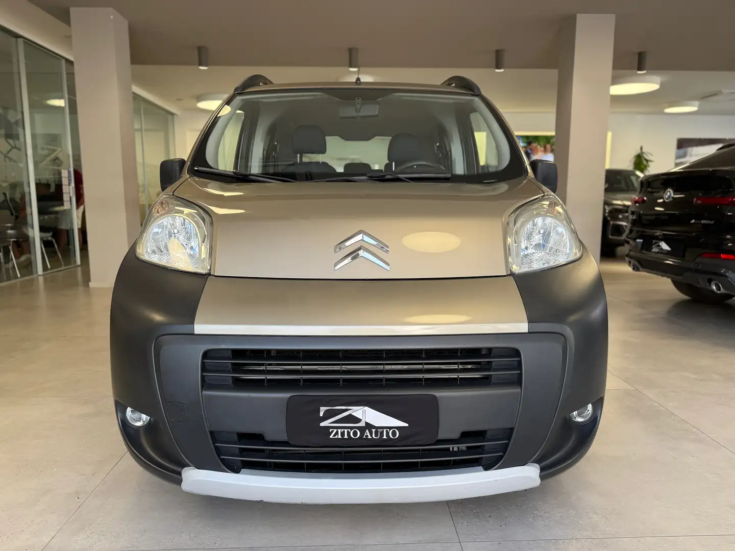 Citroen Nemo 1.3 hdi m-space Xtr Theatre Beige - 2