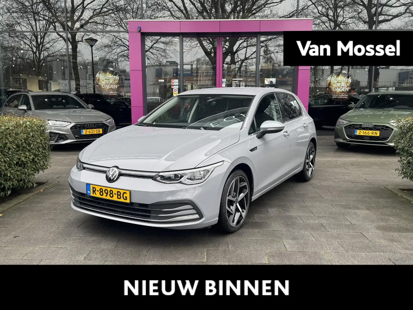 Volkswagen Golf 1.5 eTSI Style | AUTOMAAT | WORDT VERWACHT Gris - 1