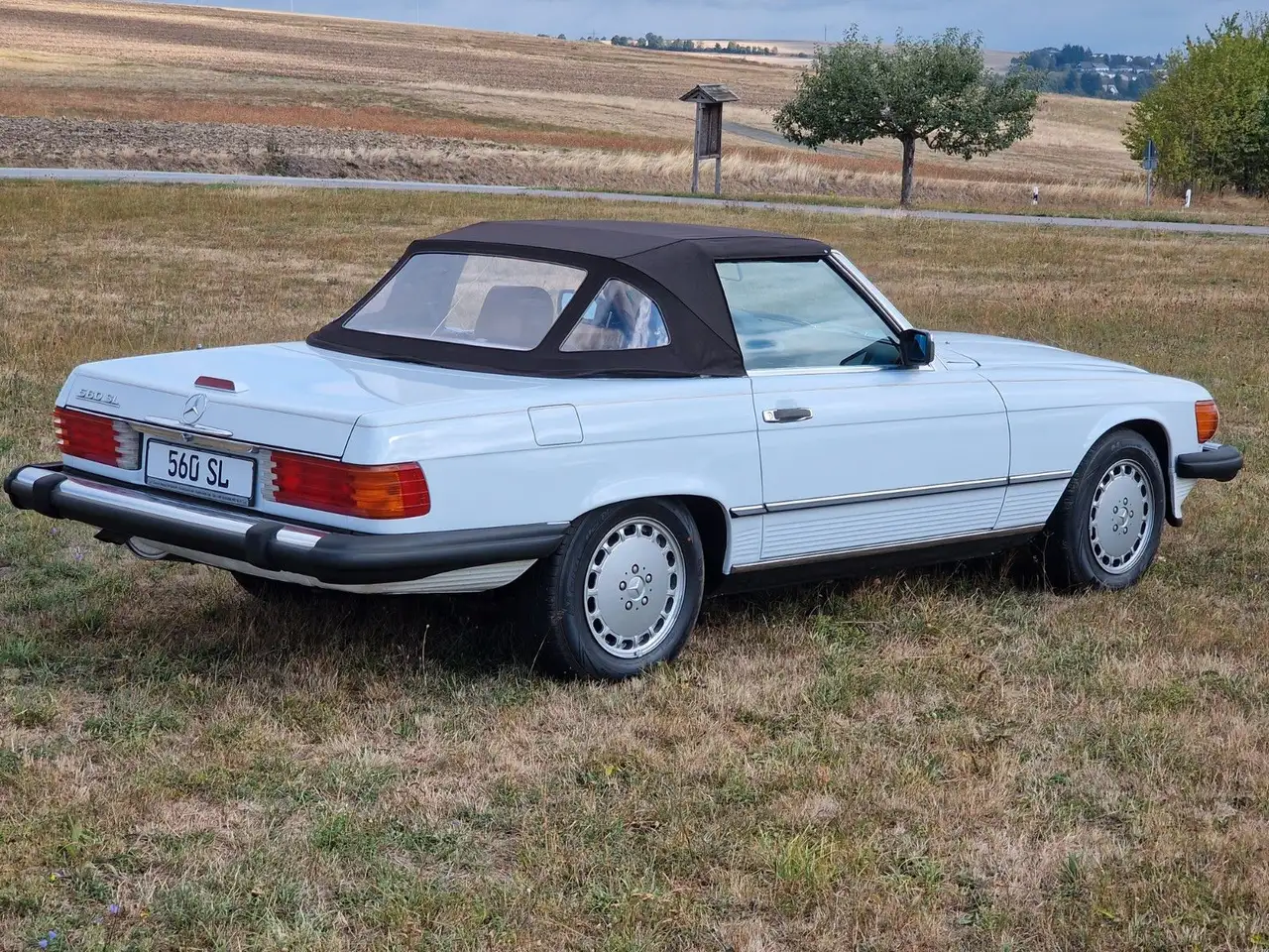 Mercedes-Benz SL 560, foto 3