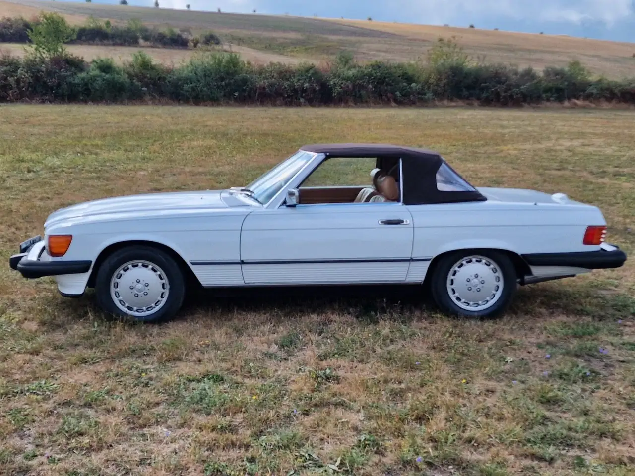 Mercedes-Benz SL 560, foto 5