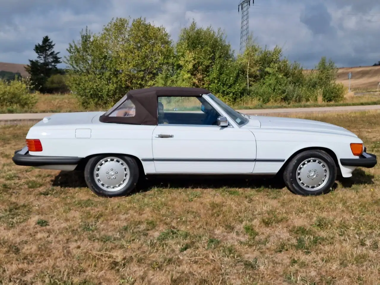 Mercedes-Benz SL 560, foto 6