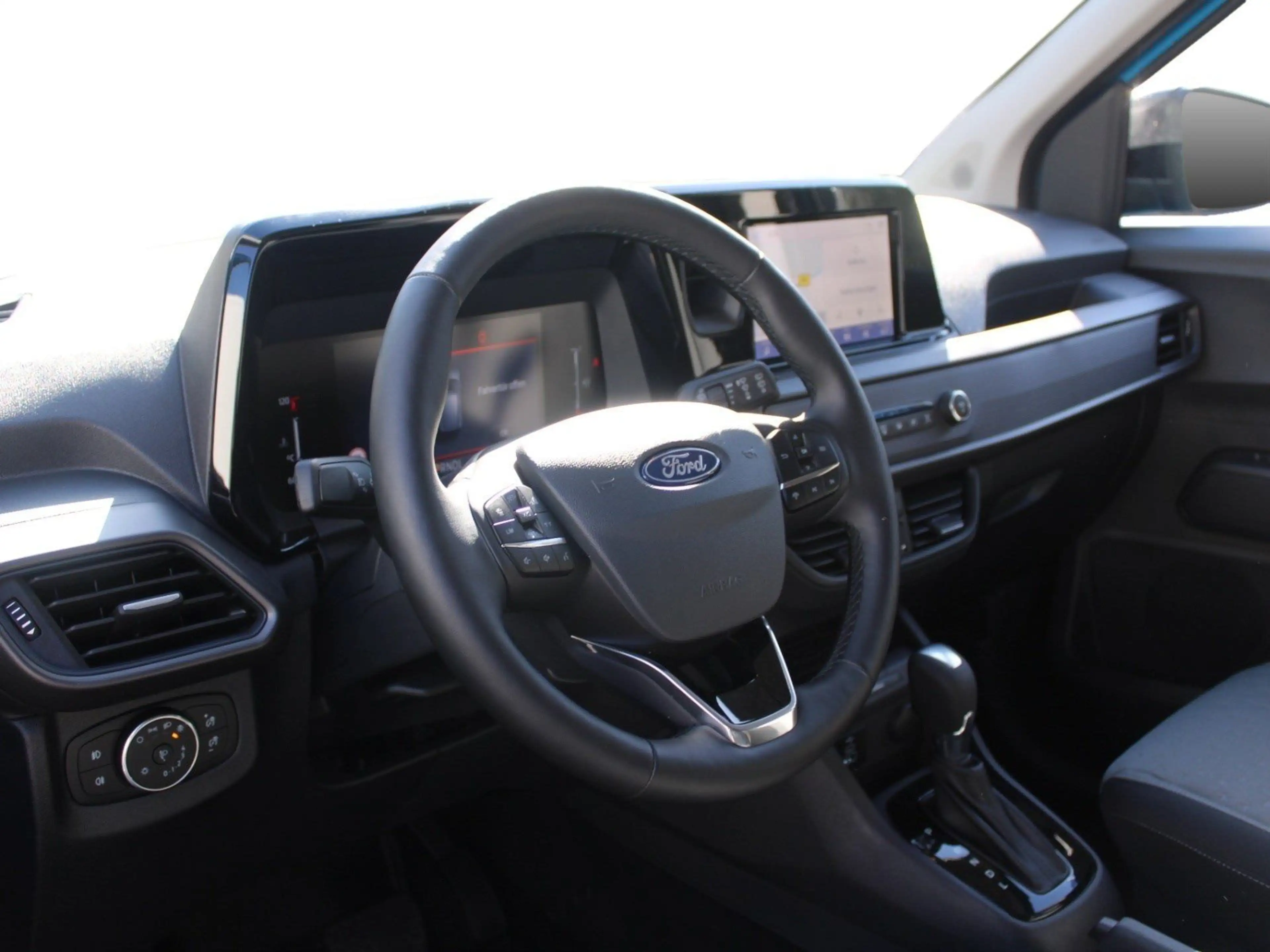 Ford Tourneo Courier Titanium Automatik - Winter-Pake — photo 6