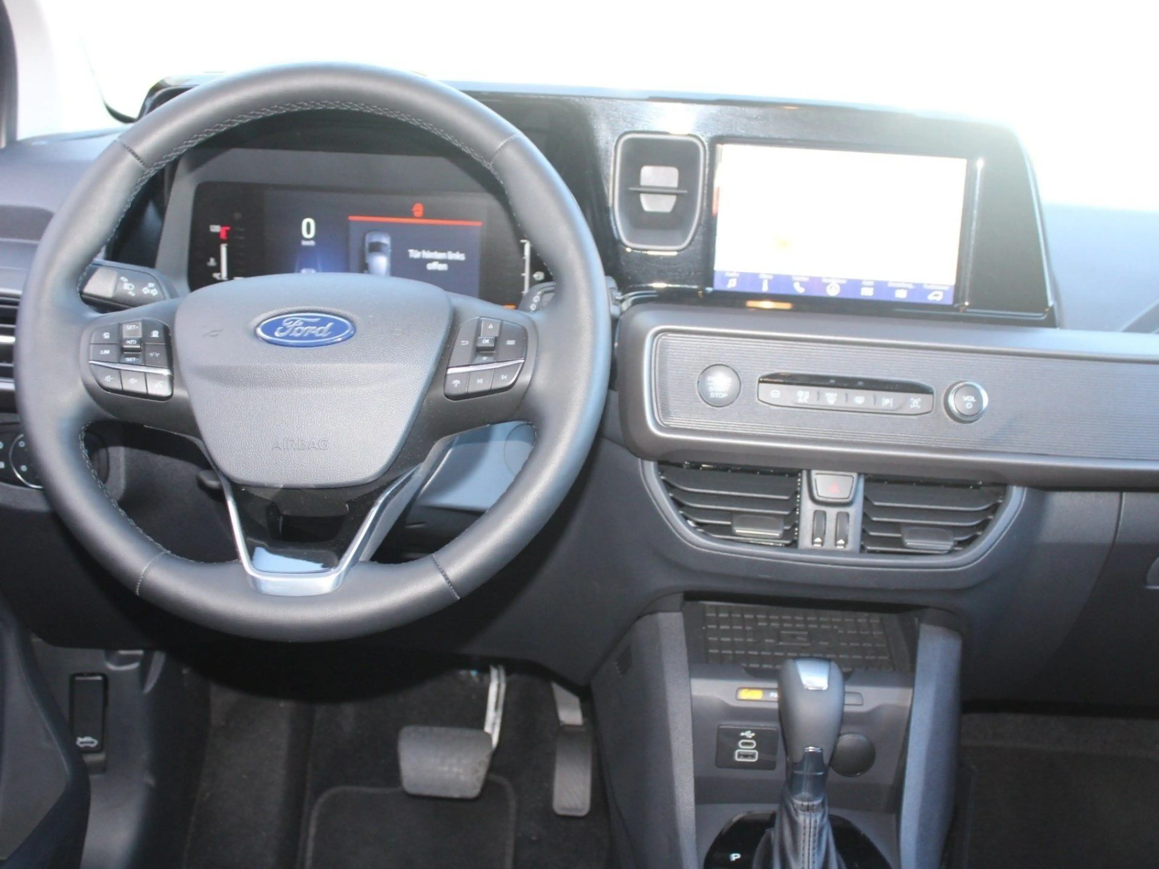 Ford Tourneo Courier Titanium Automatik - Winter-Pake — photo 8