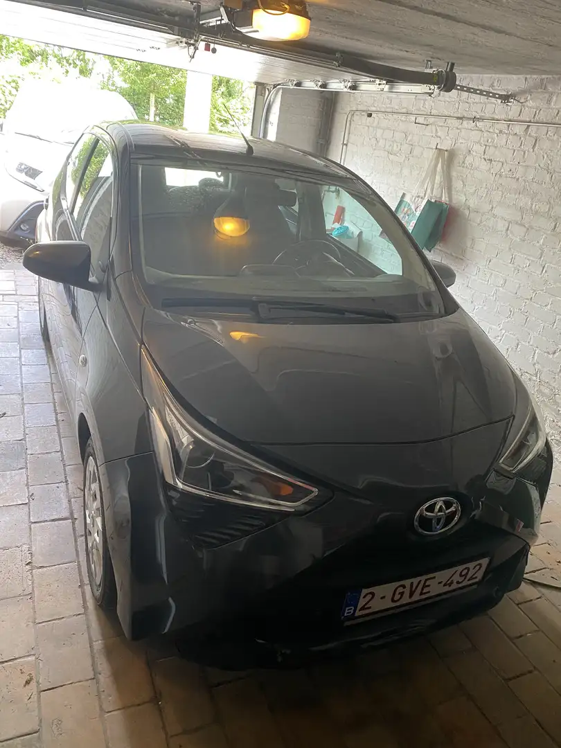 Toyota Aygo 1.0i VVT-i x-play - 1