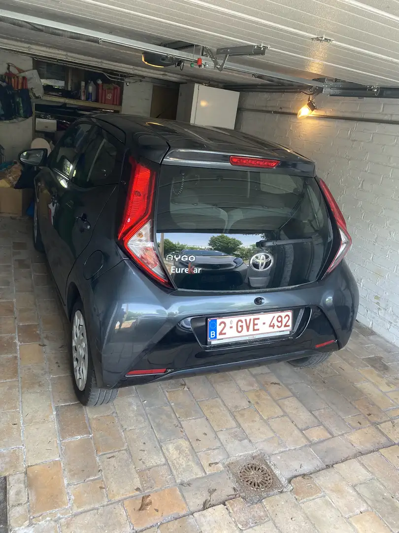 Toyota Aygo 1.0i VVT-i x-play - 2