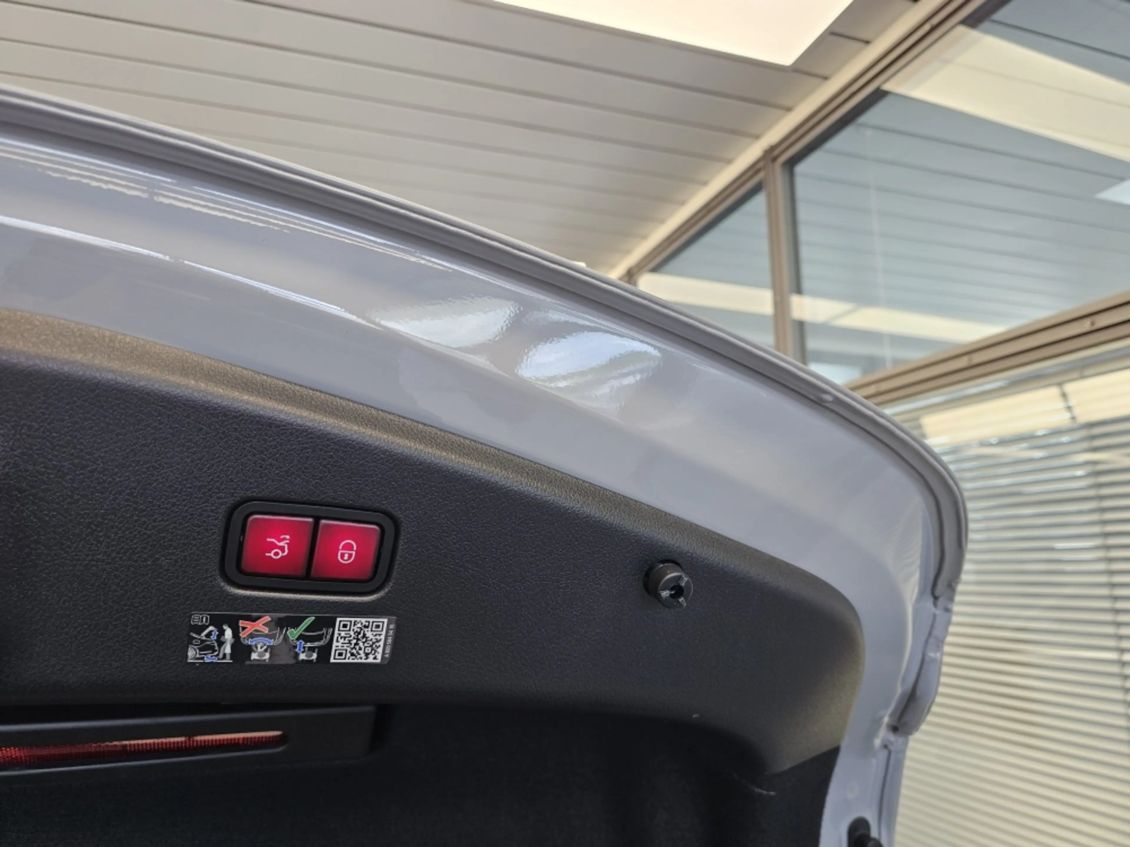Mercedes-Benz CLE 300 AMG Premium + 4M, Pano, 360Grad, Burme — photo 4