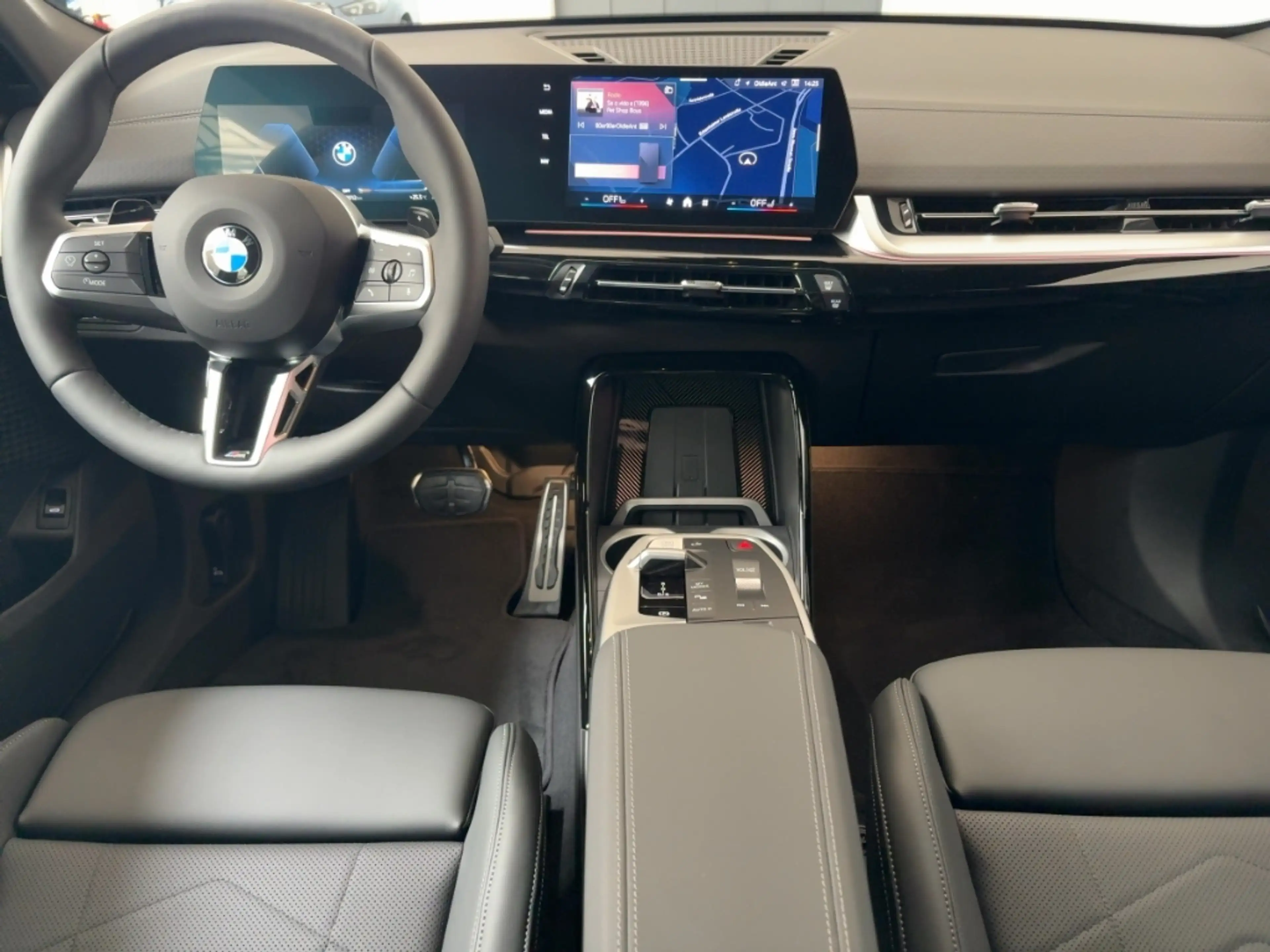 BMW X2 sDrive20i Sportpaket AD El. Panodach Navi Digitale — photo 8