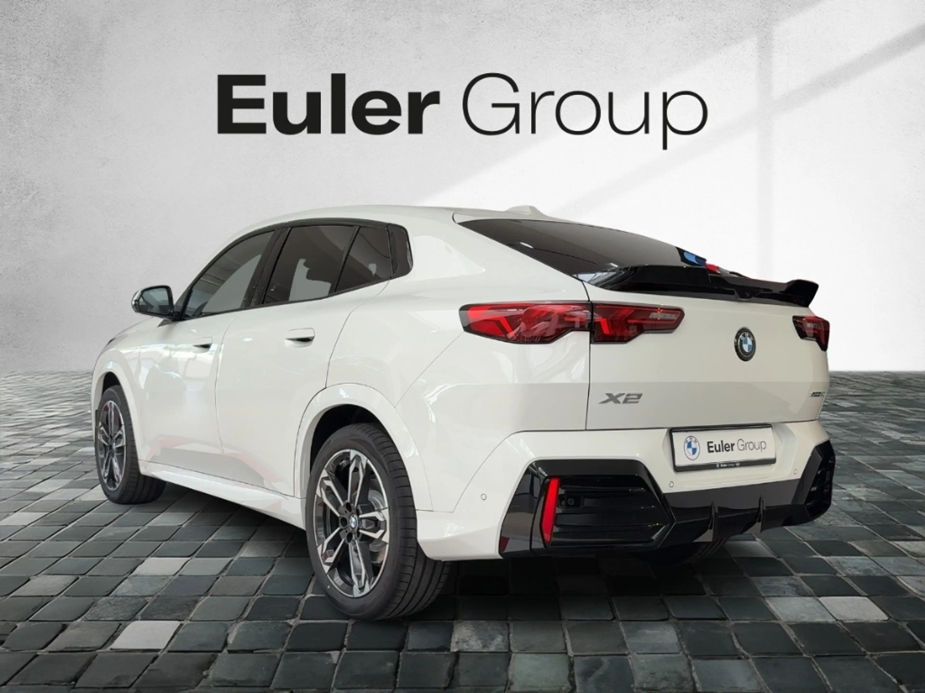 BMW X2 sDrive20i Sportpaket AD El. Panodach Navi Digitale — photo 3