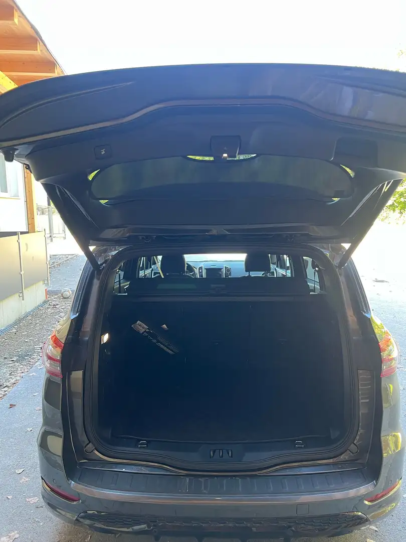 Ford S-Max ST-Line 2,0 EcoBlue Aut. Grau - 2