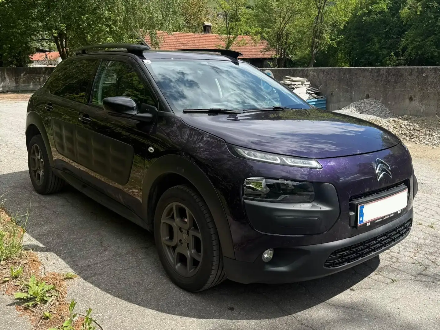 Citroen C4 Cactus C4 Cactus 1,2 VTI82 Shine Shine Violett - 1