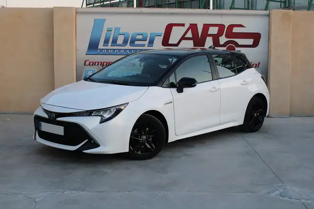 Toyota Corolla 1.8 125H ACTIVE TECH E-CVT