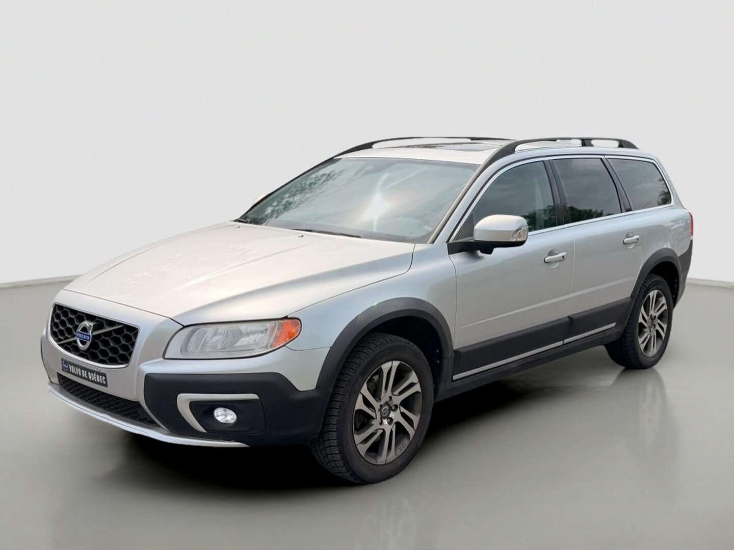 2015 Volvo XC70 T5 + PREMIER + CUIR + SIEGE CHAUFFANT + TOIT OUVRA