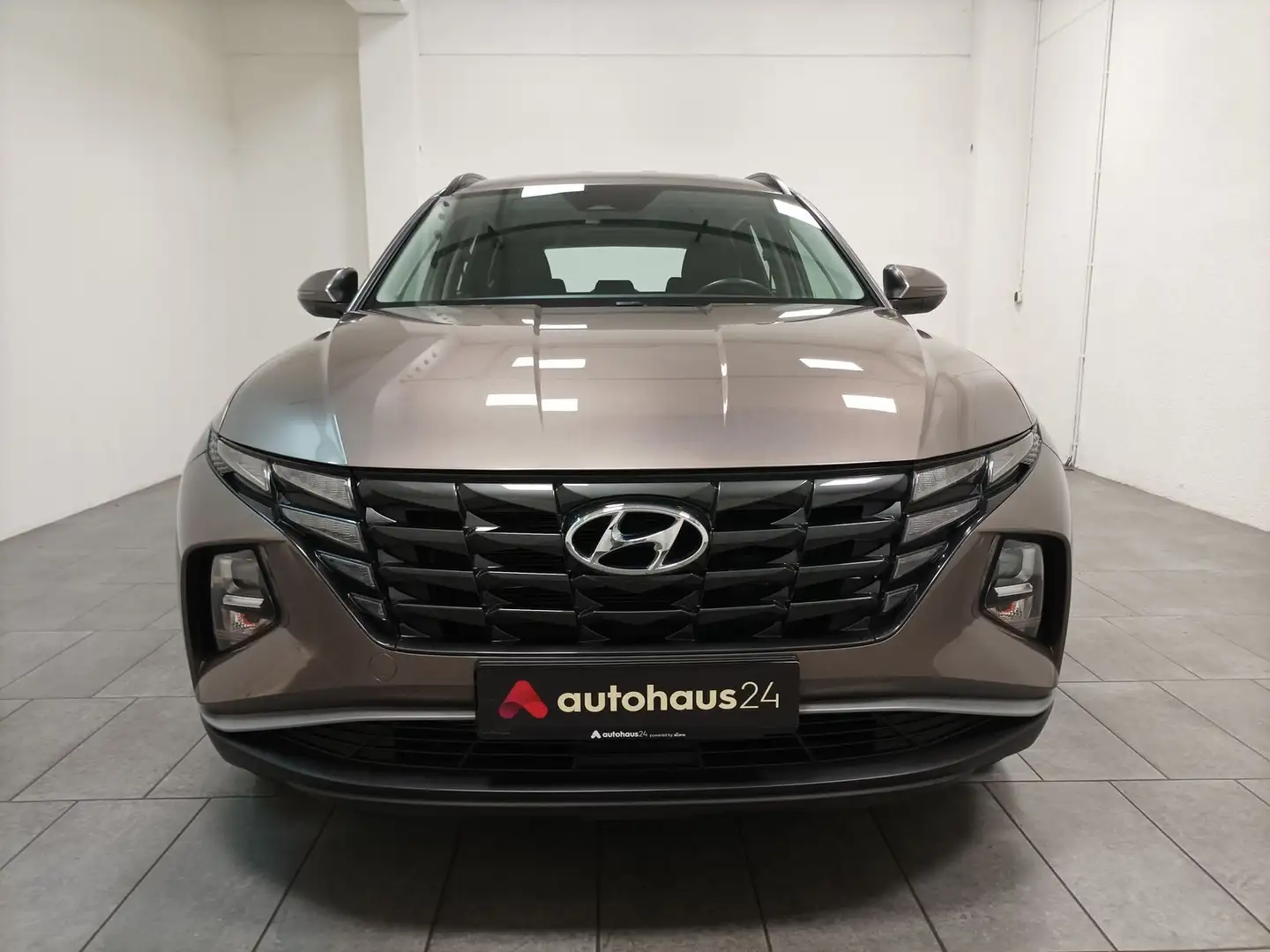 Hyundai TUCSON 1.6 T-GDI Basis 4WD|Carplay|PDC|LED Gris - 2