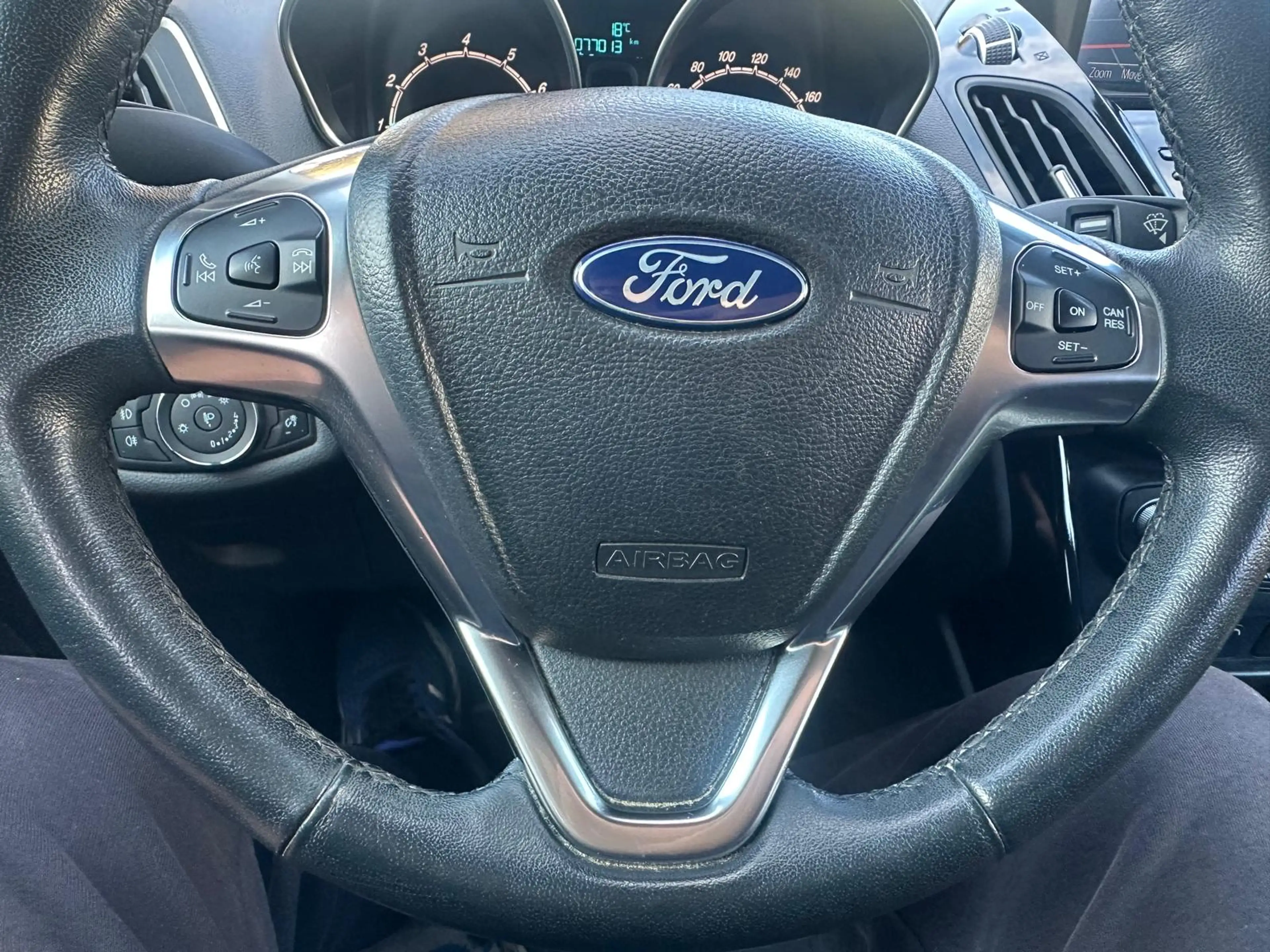 Ford B-Max B-Max 1.0 EcoBoost — photo 9