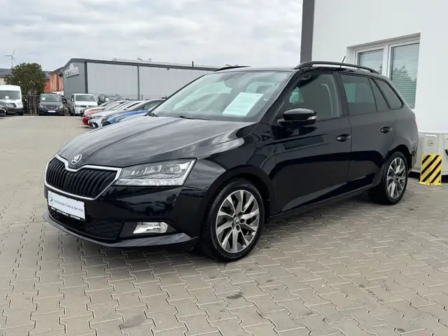 Skoda Fabia view 3
