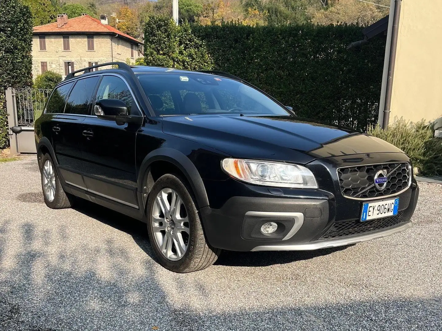 Volvo XC70 XC70 III 2007 2.4 d5 Momentum awd 215cv Nero - 1