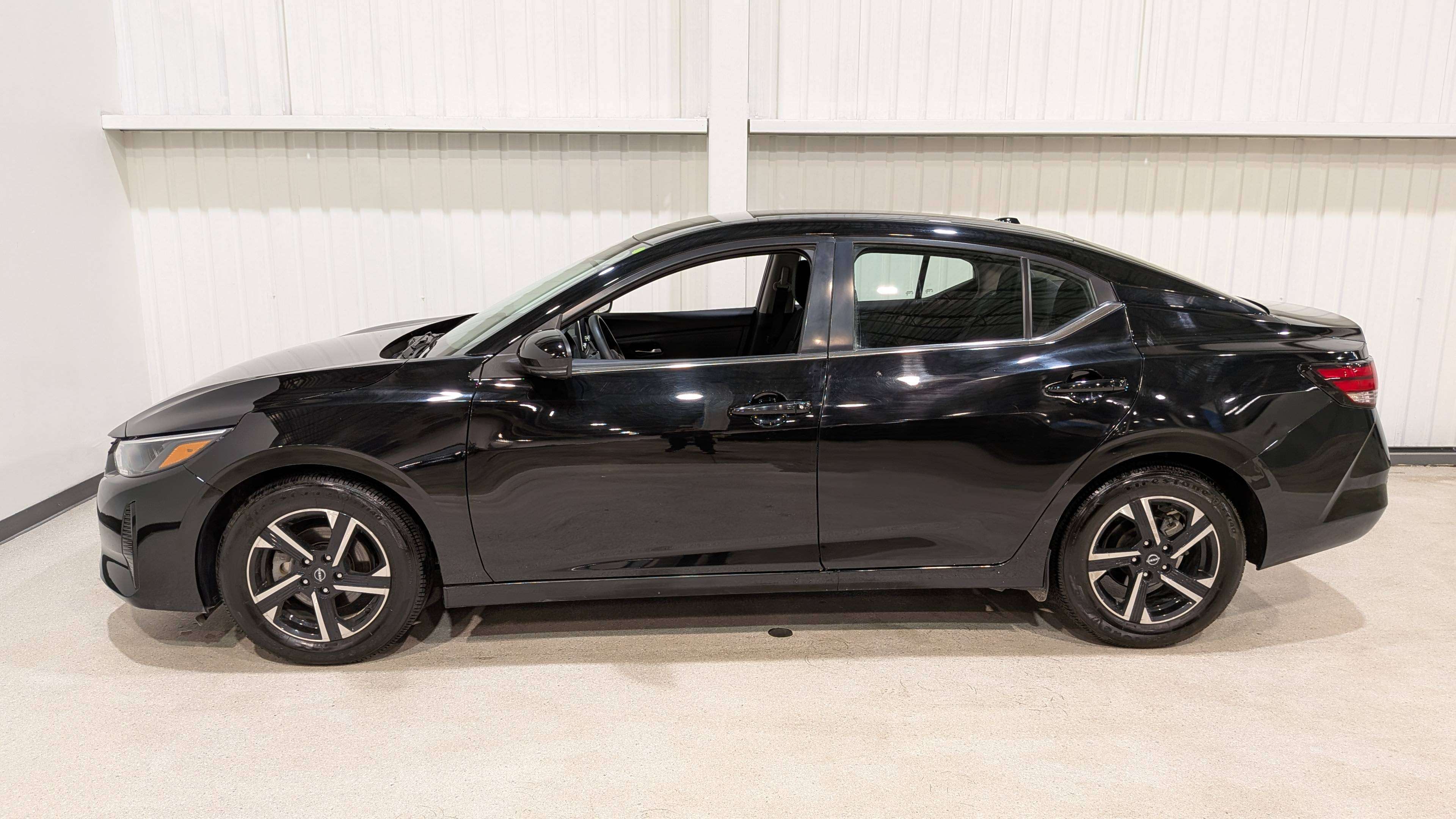 Nissan Sentra 2024