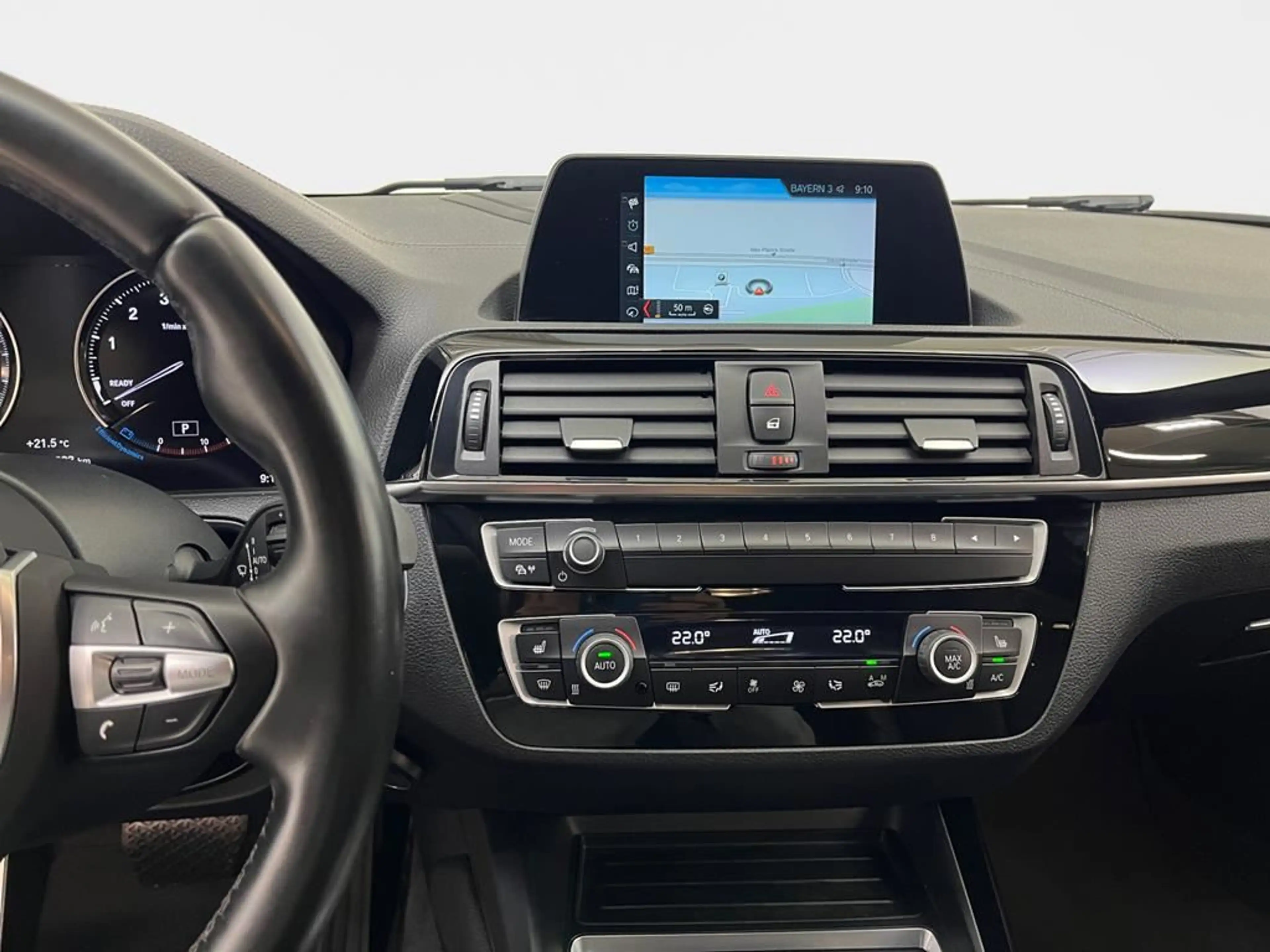 BMW 120 Edition M Sport Shadow — photo 9