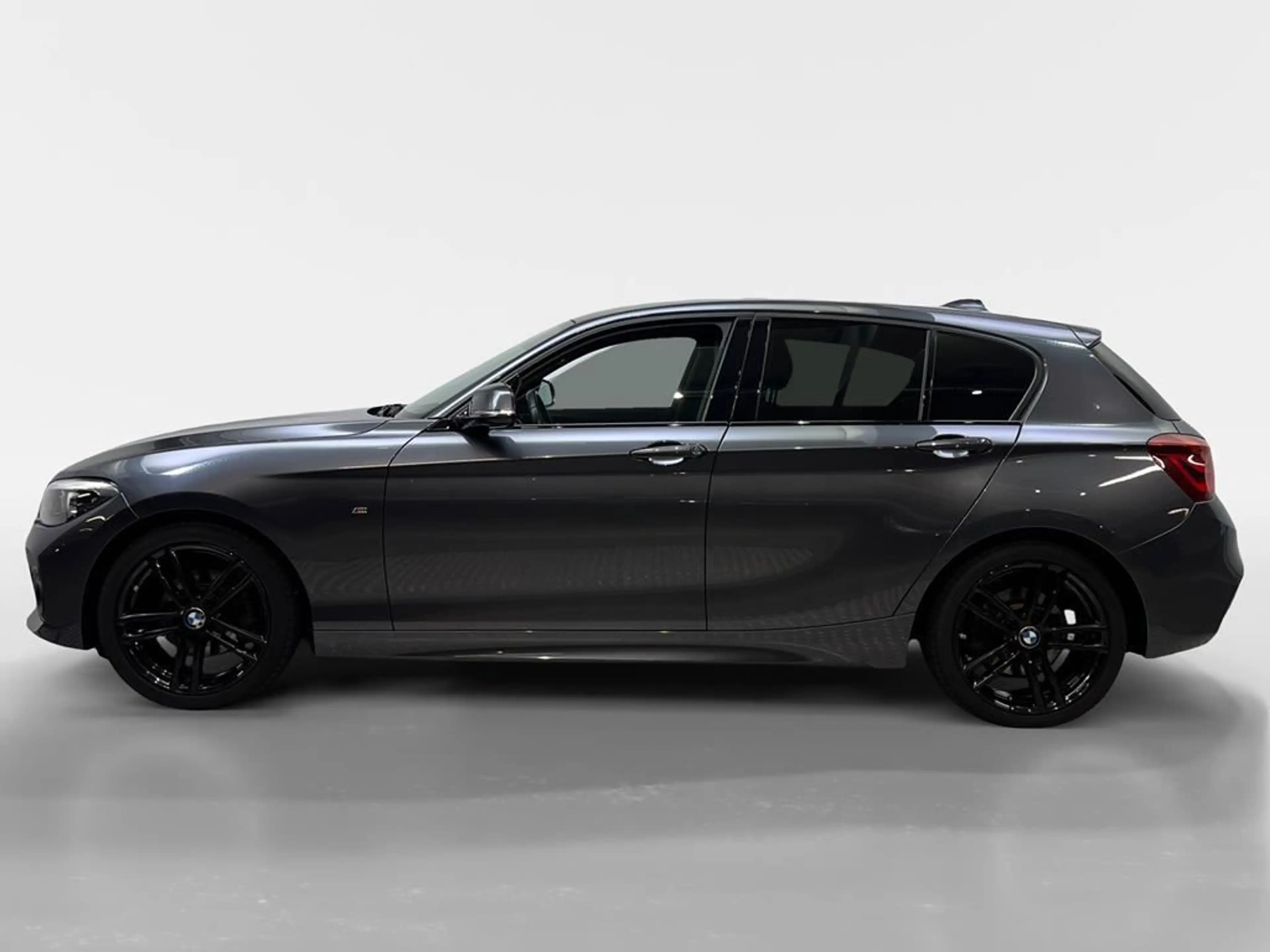 BMW 120 Edition M Sport Shadow — photo 4