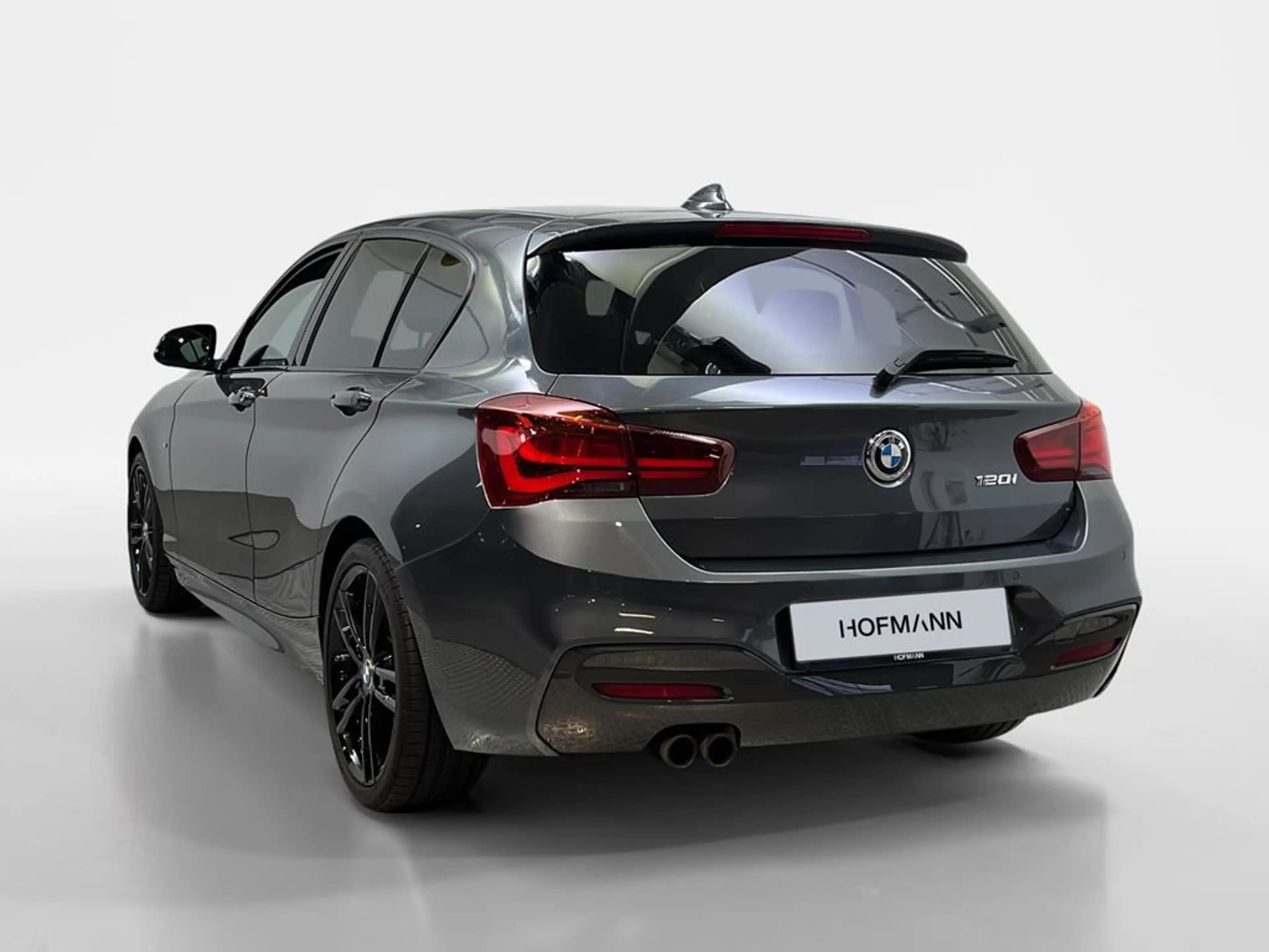 BMW 120 Edition M Sport Shadow — photo 5