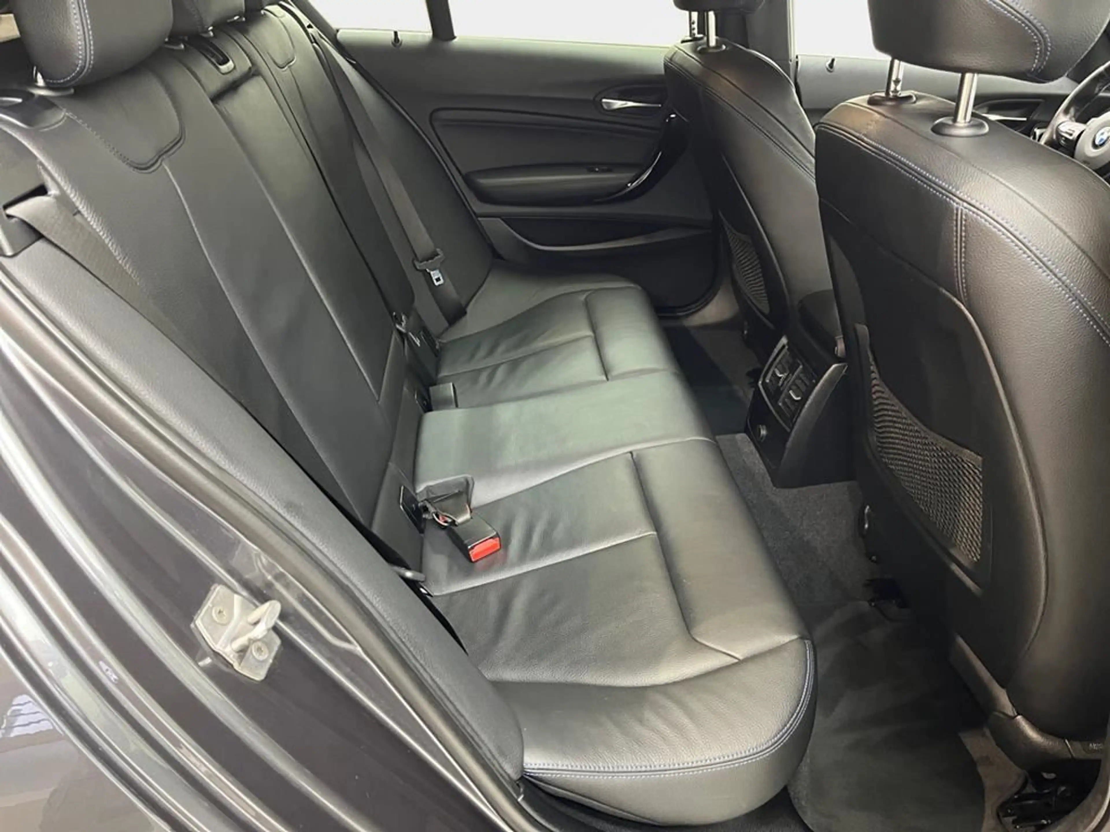 BMW 120 Edition M Sport Shadow — photo 14