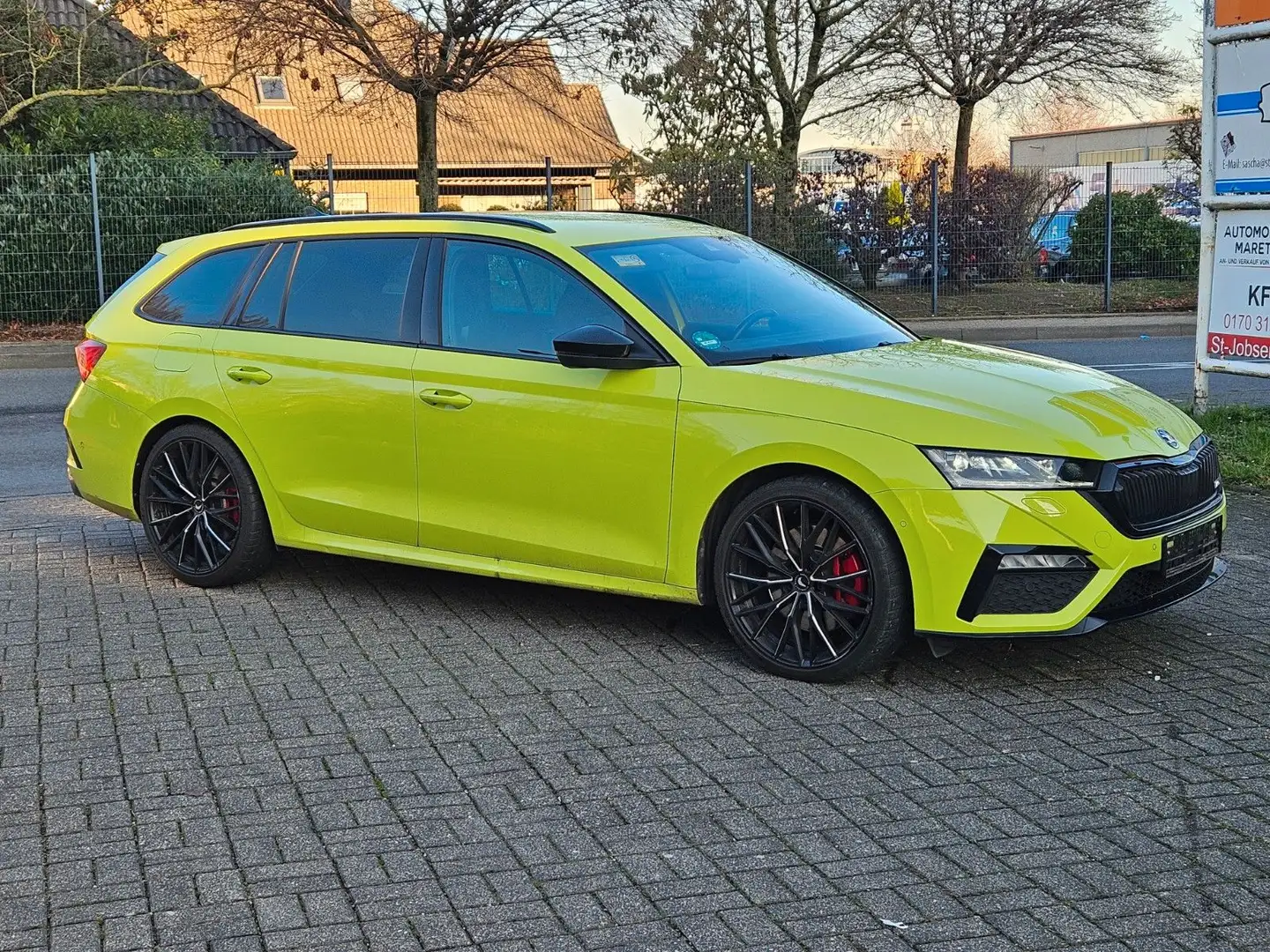 Skoda Octavia Combi RS 2,0 TSI SmartLink Standhzg Vert - 2