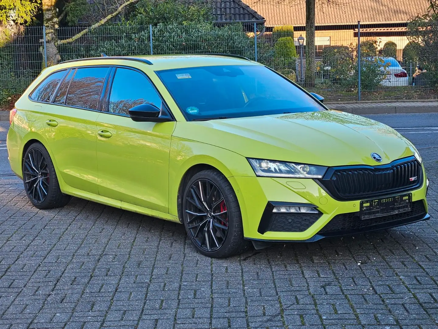 Skoda Octavia Combi RS 2,0 TSI SmartLink Standhzg Vert - 1