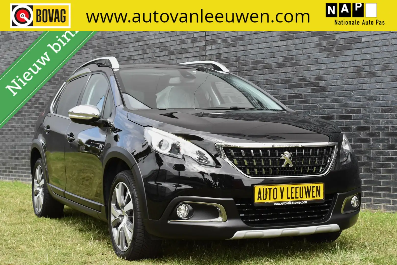 Peugeot 2008 Suv Crossway 110pk AUTOMAAT/PANODAK/CARPLAY&NAVI/E Zwart - 1