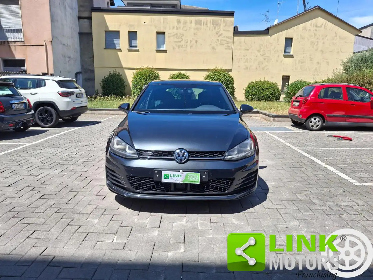 Volkswagen Golf GTD 2.0 TDI DSG 5p. BlueMotion GARANZIA INCLUSA Nero - 2