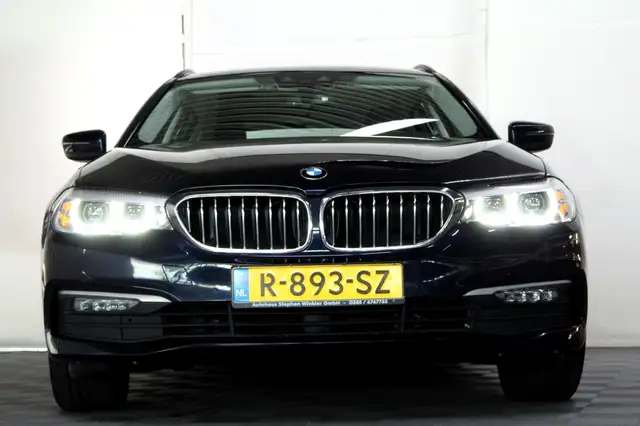 BMW 5 Series view 5