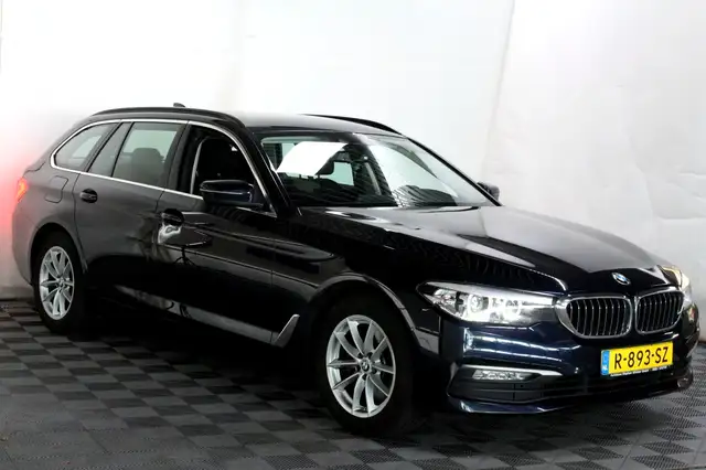 BMW 5 Series view 7
