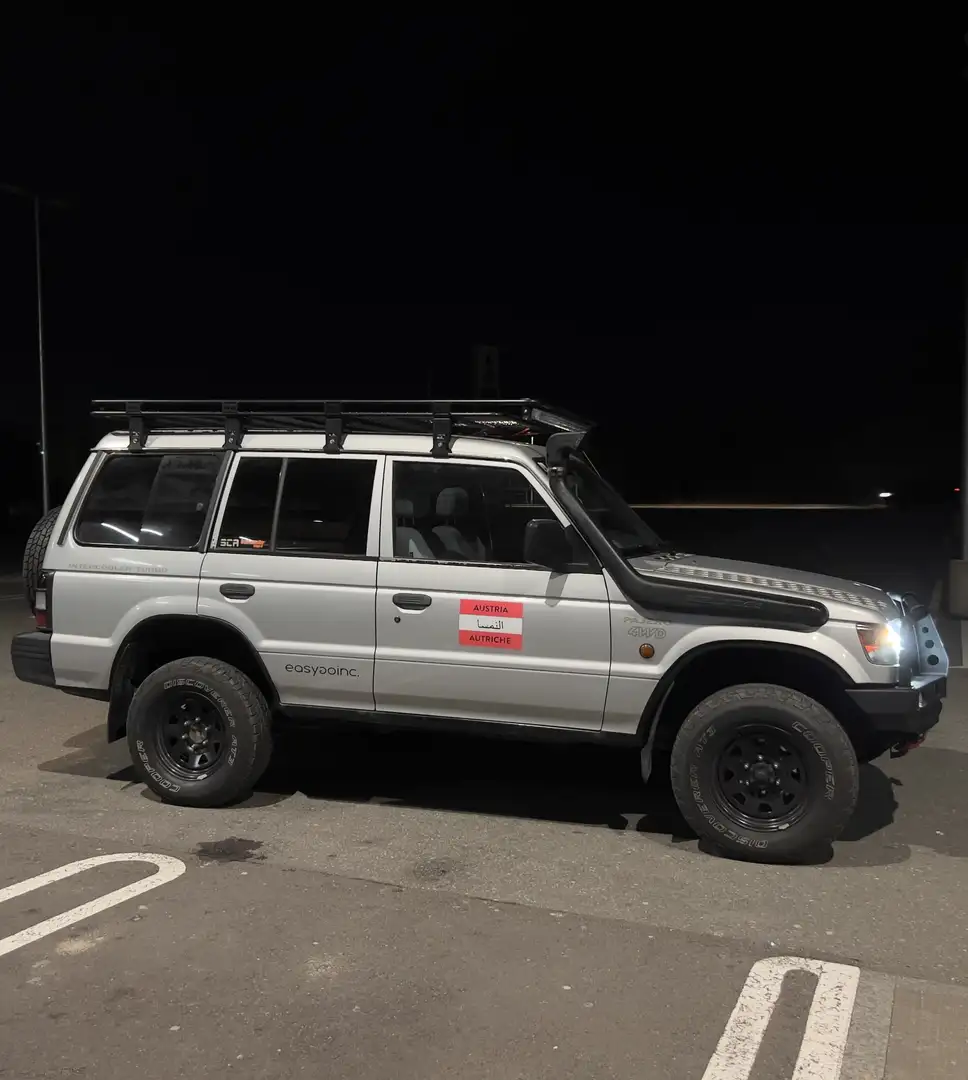 Mitsubishi Pajero Wagon 2,5 GLX TD - 1