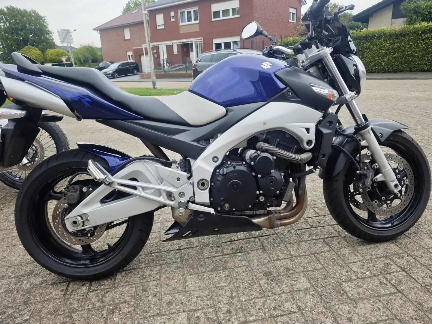 Suzuki GSR 600 ABS Kék - 1